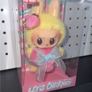 POP MART The Monsters Labubu Let’s Checkmate Queen